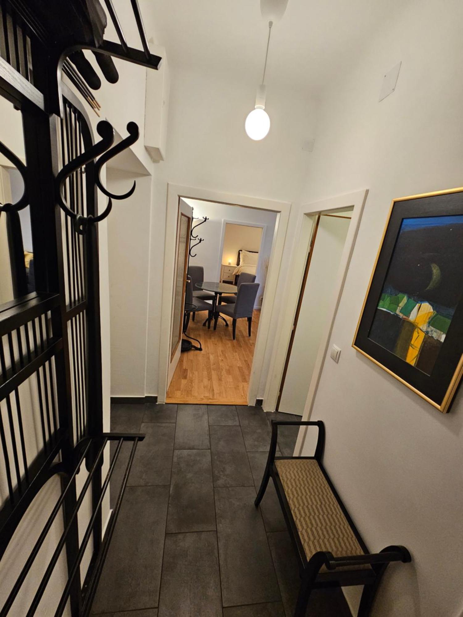 Apartamento Yuki's Place - Design - Trade Fair - Wu Campus - Downtown - Subway *