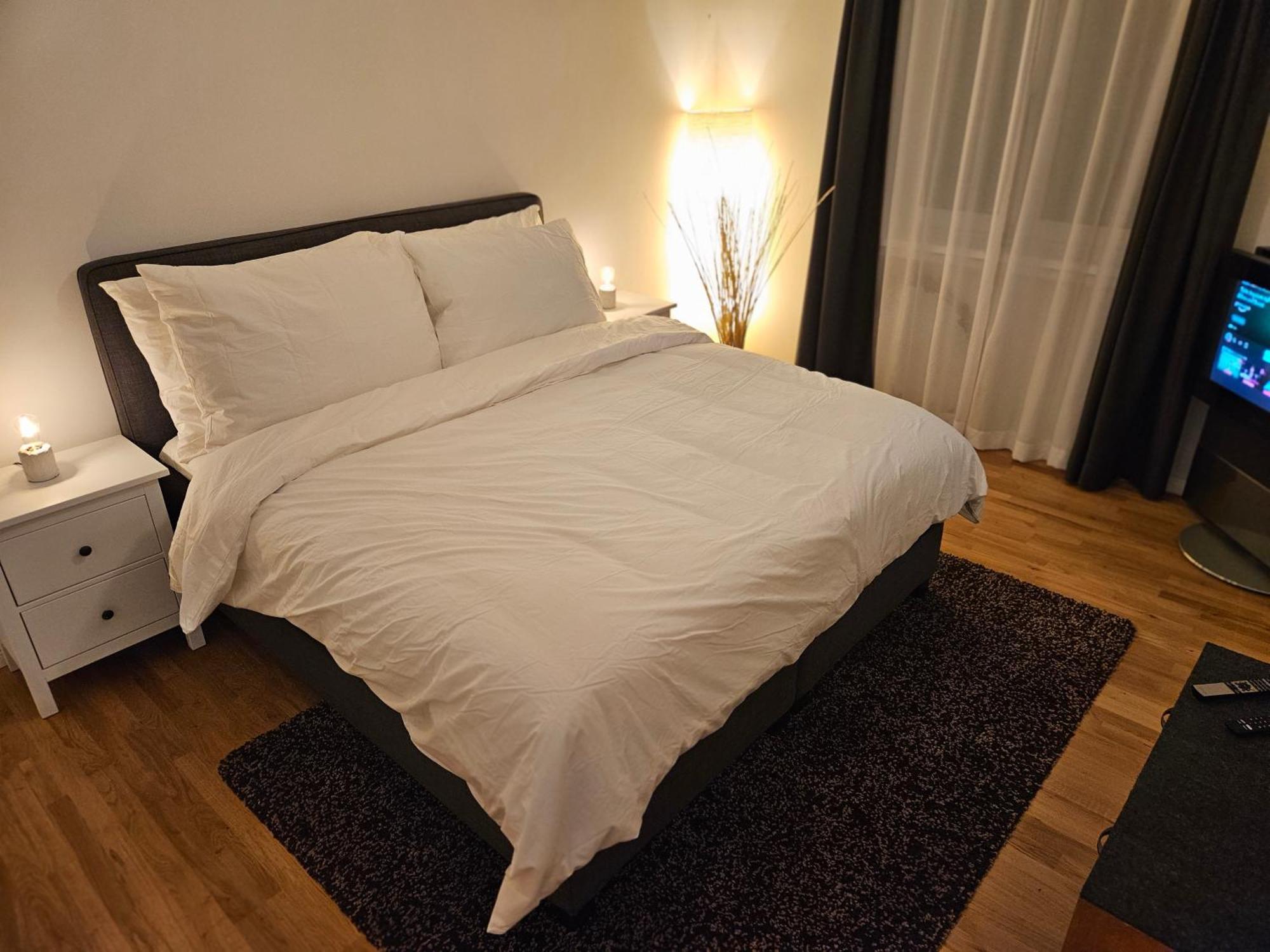 Yuki's Place - Design - Trade Fair - Wu Campus - Downtown - Subway Apartamento Viena
